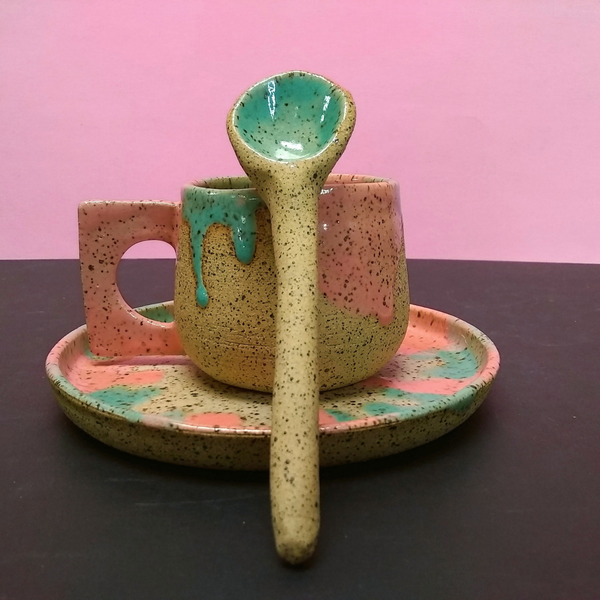 Drip Demitasse, saucer and spoon set (3 oz)